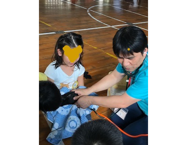 山吹小学校１年生動物ふれあい教室開催